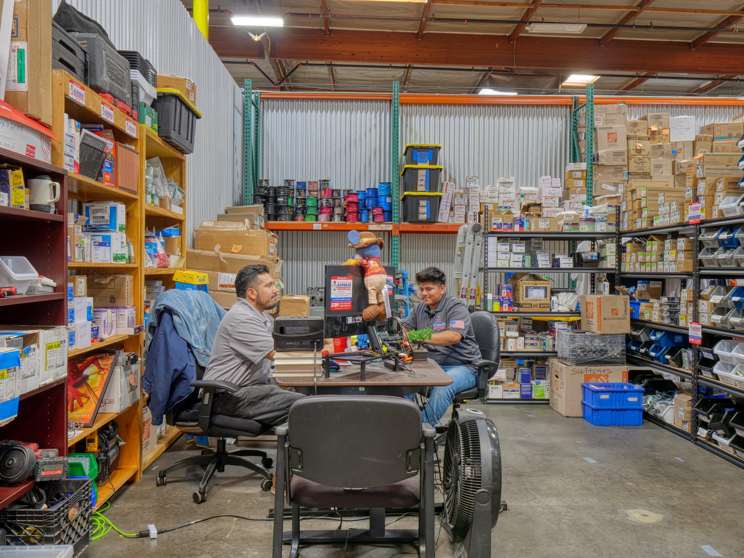 medium sized occupied warehouse unit at ReadySpaces South Gate