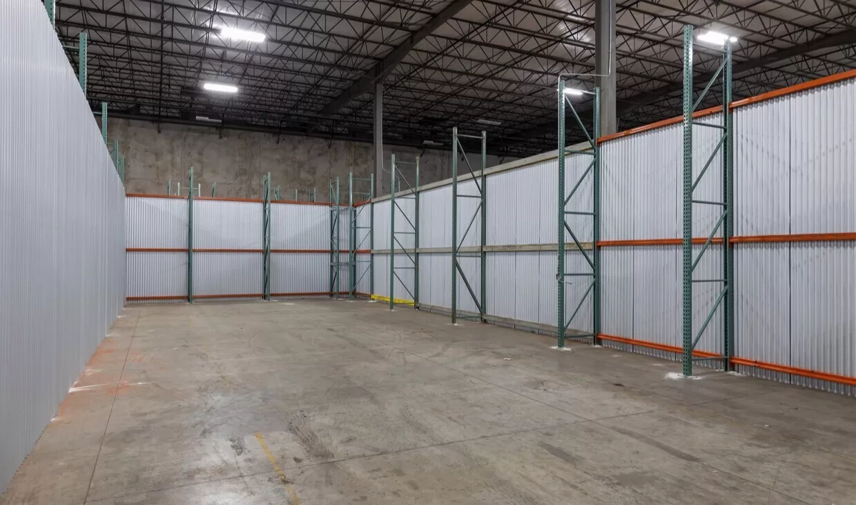 Small Warehouse Spaces for Rent in Orlando | ReadySpaces