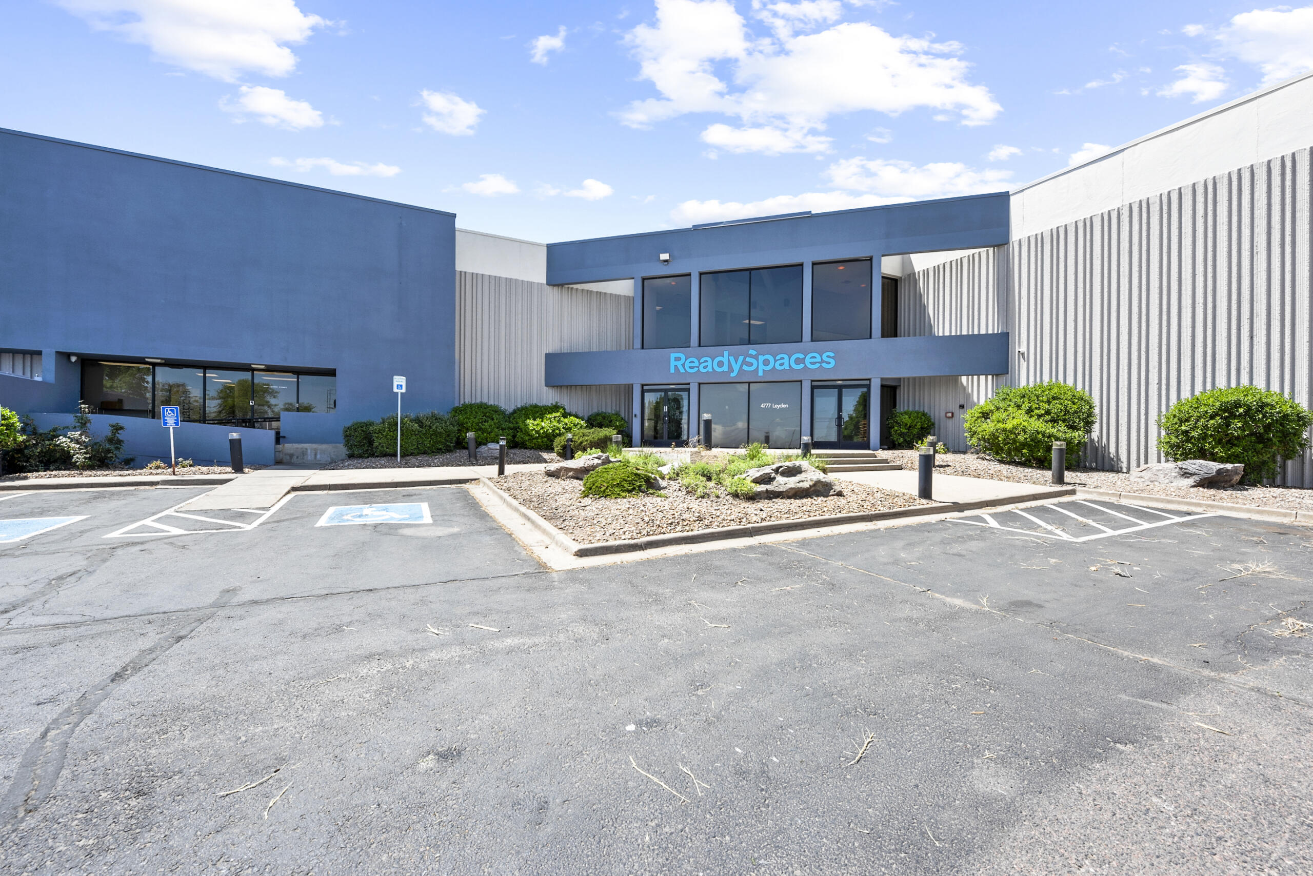 ReadySpace-4777-Leyden-St-00129-scaled
