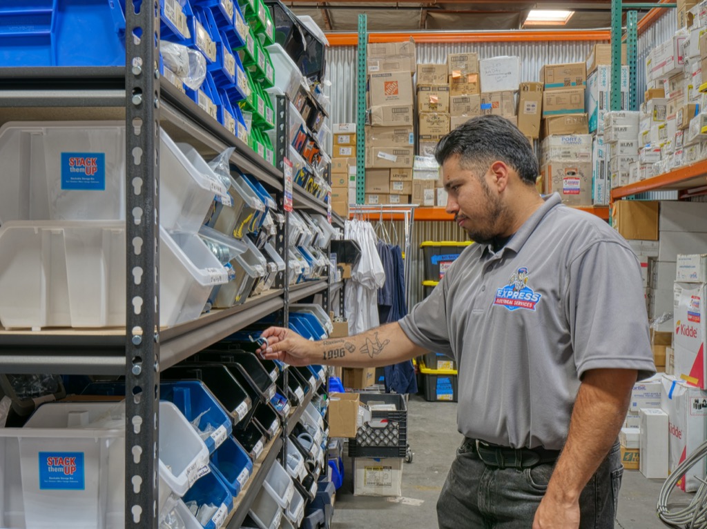 warehouse use contractor storage (electrician) copy